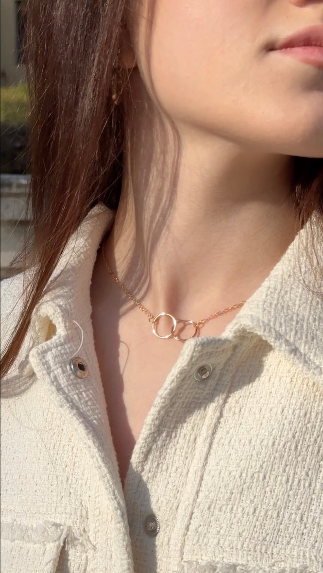 Interlocking Circles Necklace - "Eternal Connection"